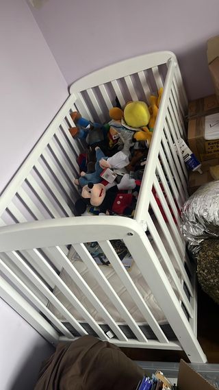 Cuna y colchón
