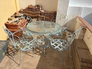 Conjunto mesa y 4 sillas forja