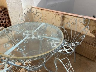 Conjunto mesa y 4 sillas forja