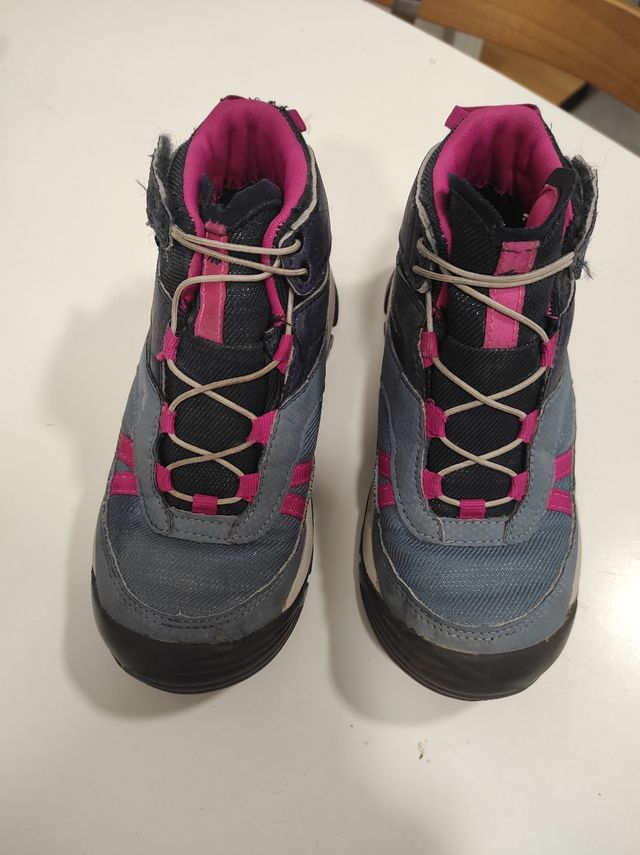 Botas niña Quechua waterproof Talla 30