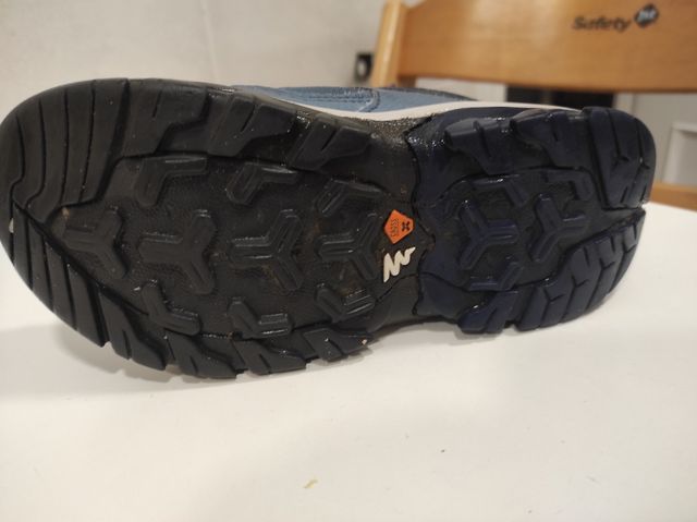 Botas niña Quechua waterproof Talla 30