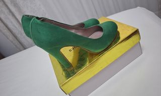 Zapatos de salón verdes para mujer