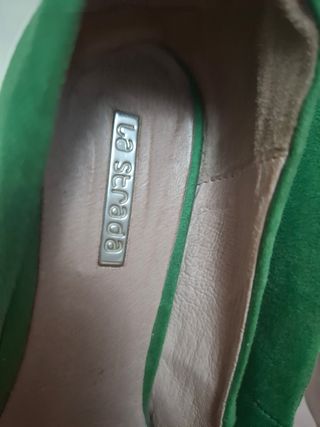 Zapatos de salón verdes para mujer
