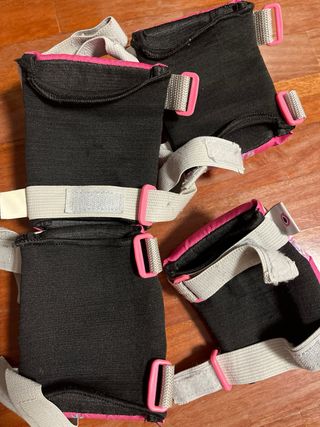 Casco y protectores Globber niña