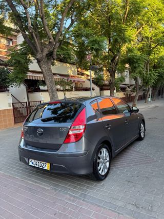 Hyundai i30 2011