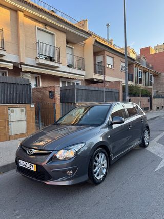 Hyundai i30 2011