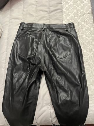 Pantalones de cuero negros