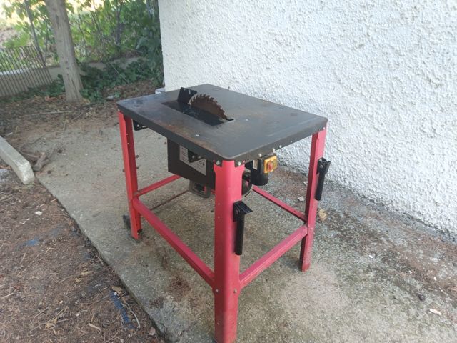 Mesa de corte para madera