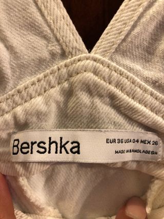 Mono corto Bershka blanco mujer