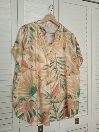 Blusa Primak Estampada Hojas Tropicales