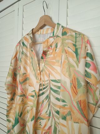 Blusa Primak Estampada Hojas Tropicales