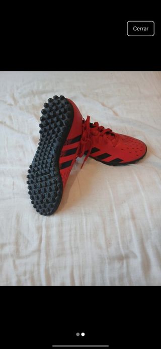Zapatillas de fútbol Adidas rojas