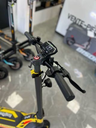 Patinete M41 Tank Ultimate