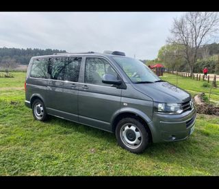 Volkswagen Caravelle 2012