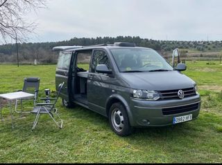 Volkswagen Caravelle 2012