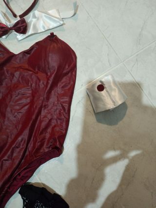 Body coniglietta sexy rosso e nero