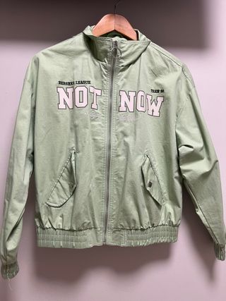 Cazadora Verde Bershka Talla S