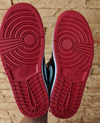 Air Jordan 1 Mid Negro/Rojo/Blanco Talla 44.5