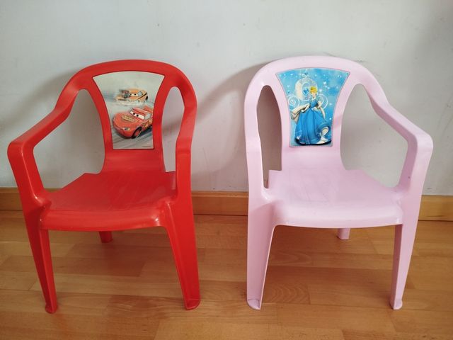 Sillas infantiles de plástico