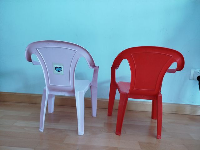 Sillas infantiles de plástico