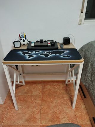Escritorio madera y hierro