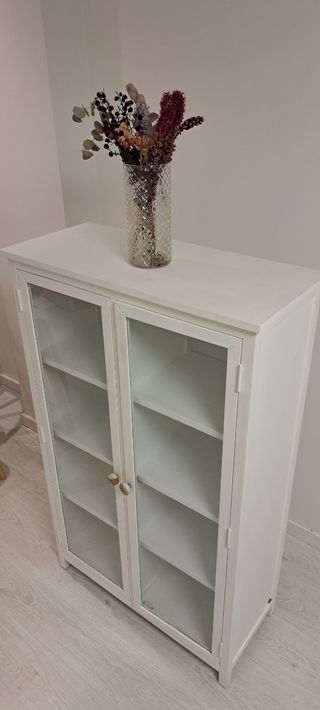 Vitrina blanca BANAK