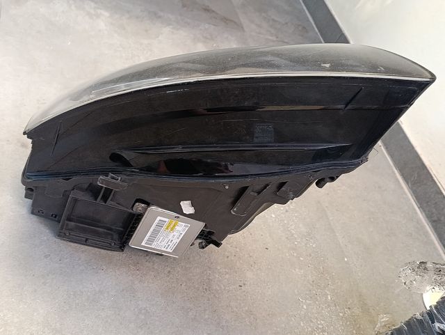 Faro Xenon Audi Derecho completo 8T0941030AK