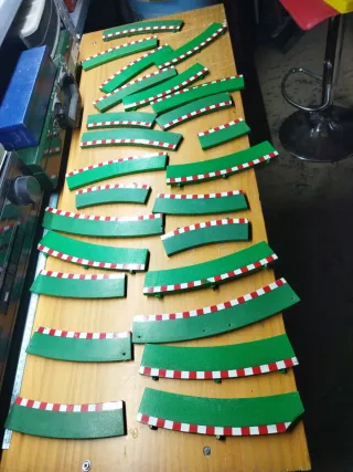 Scalextric Bordes Pista Arcenes Pianos Slot