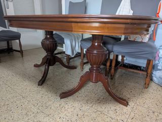 Mesa de comedor vintage de madera maciza