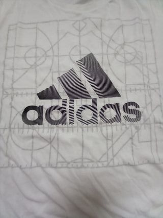 Camiseta Adidas blanca