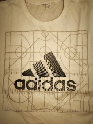Camiseta Adidas blanca