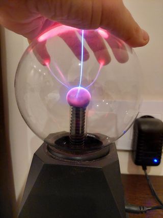 Bola de plasma decorativa