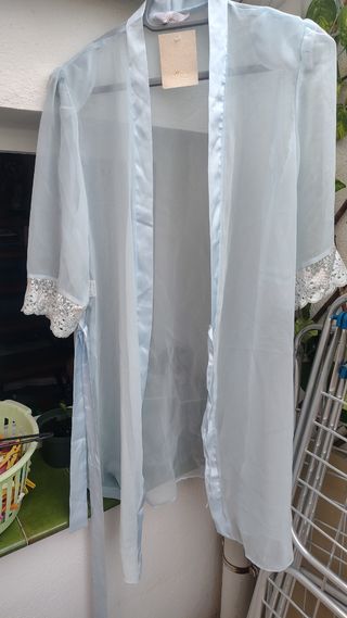 Pijama de seda para mujer