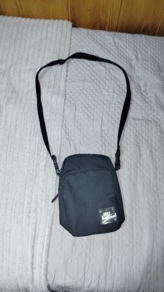 Borsa a tracolla Nike nera