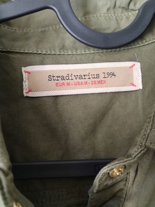 Camisa Stradivarius Verde militar 