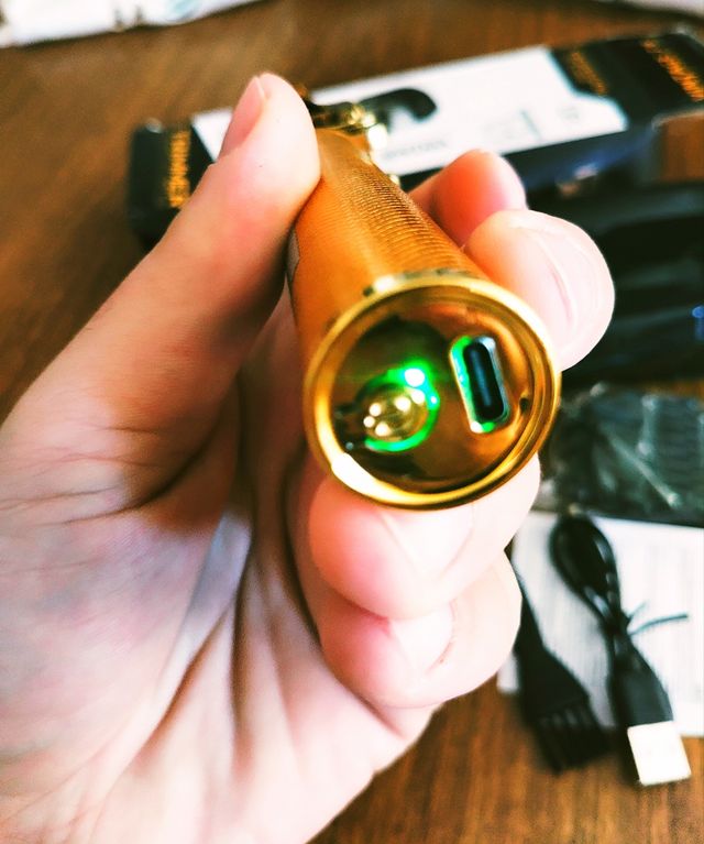 Rasoio Elettrico Uomo Professionale USB