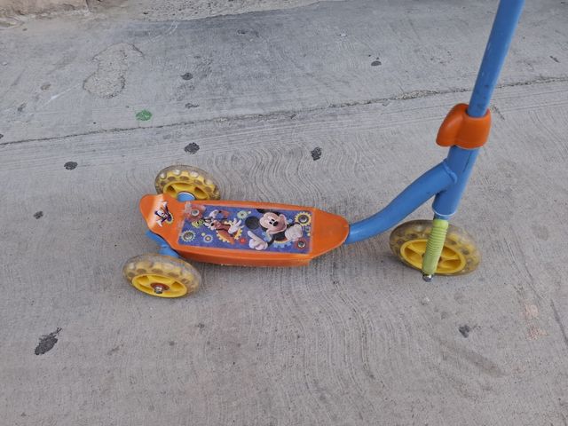 Patinete infantil 3 ruedas Mickey Mouse