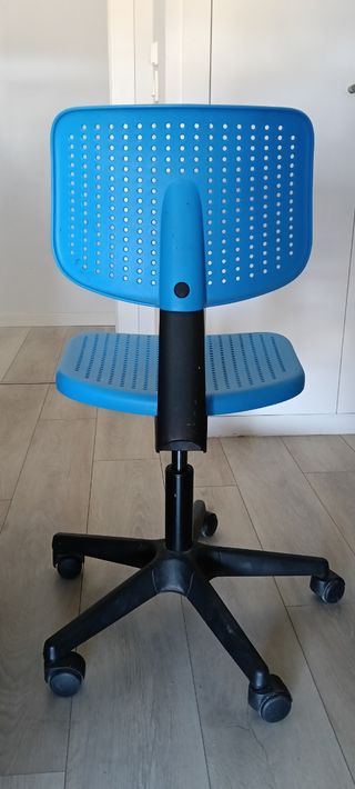 Silla giratoria Ikea azul