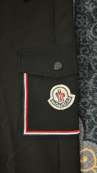 Conjunto Moncler Negro con Logo