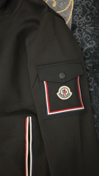 Conjunto Moncler Negro con Logo