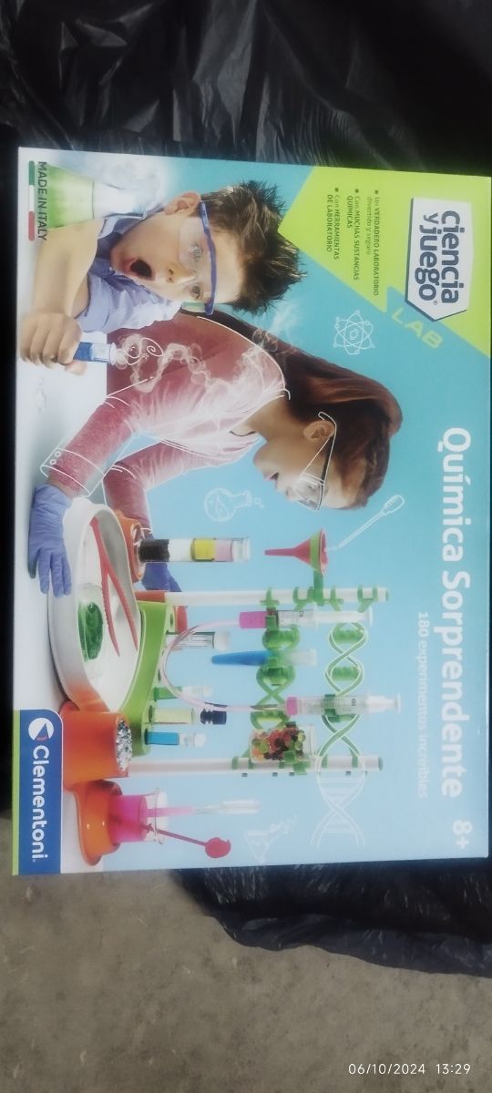 Juego de Química Clementoni Sorprendente