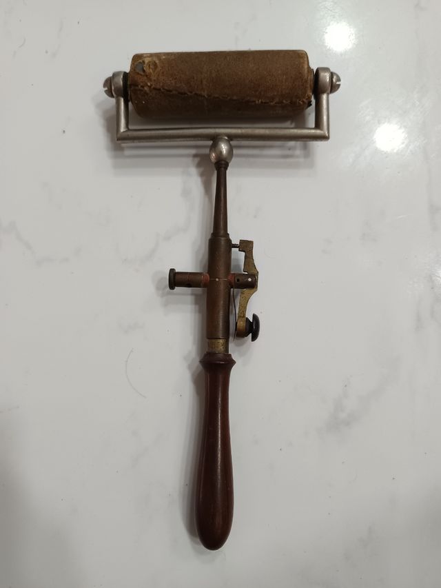 Vecchio strumento medico