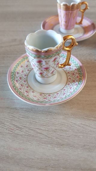 Set 4 Tazzine Porcellana con Piattini