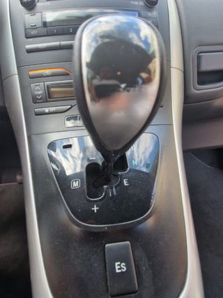 AURIZ TOYOTA AURIZ 2011