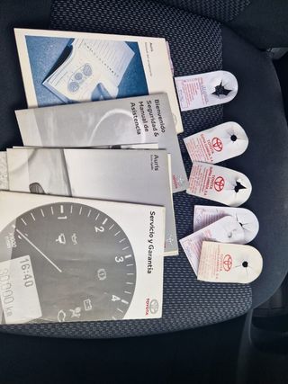 AURIZ TOYOTA AURIZ 2011