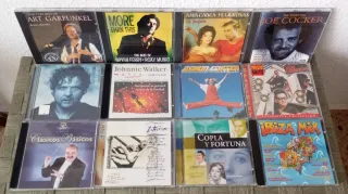 ✅Lote de todo tipo de musica.CDs:Mirar fotos.