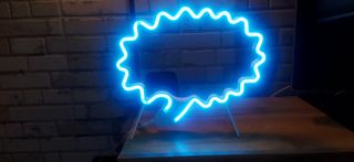 Lámpara de mesa moderna