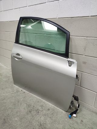 Puerta delantera derecha Toyota Auris E15 de 2009