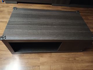 Mesa de centro de madera color ceniza