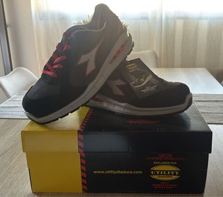 Zapatos de seguridad Diadora negros